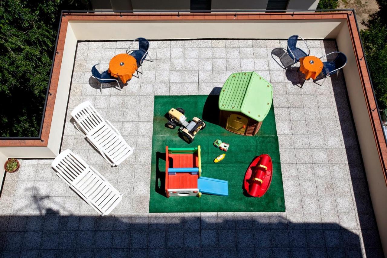 Hotel Esperia Cattolica Eksteriør bilde